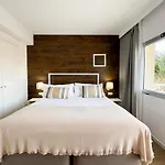 Rhys - Only Adults Hotel 2*
