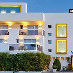 Rhys - Only Adults Hotel Dénia