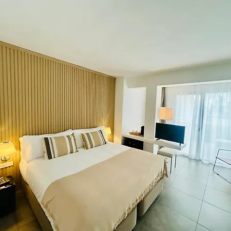 Готель Hotel Boutique Villamor - Only Adults 2*