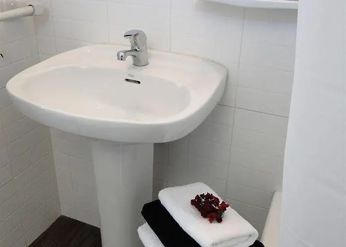 Готель Boutique Villamor - Only Adults 2*